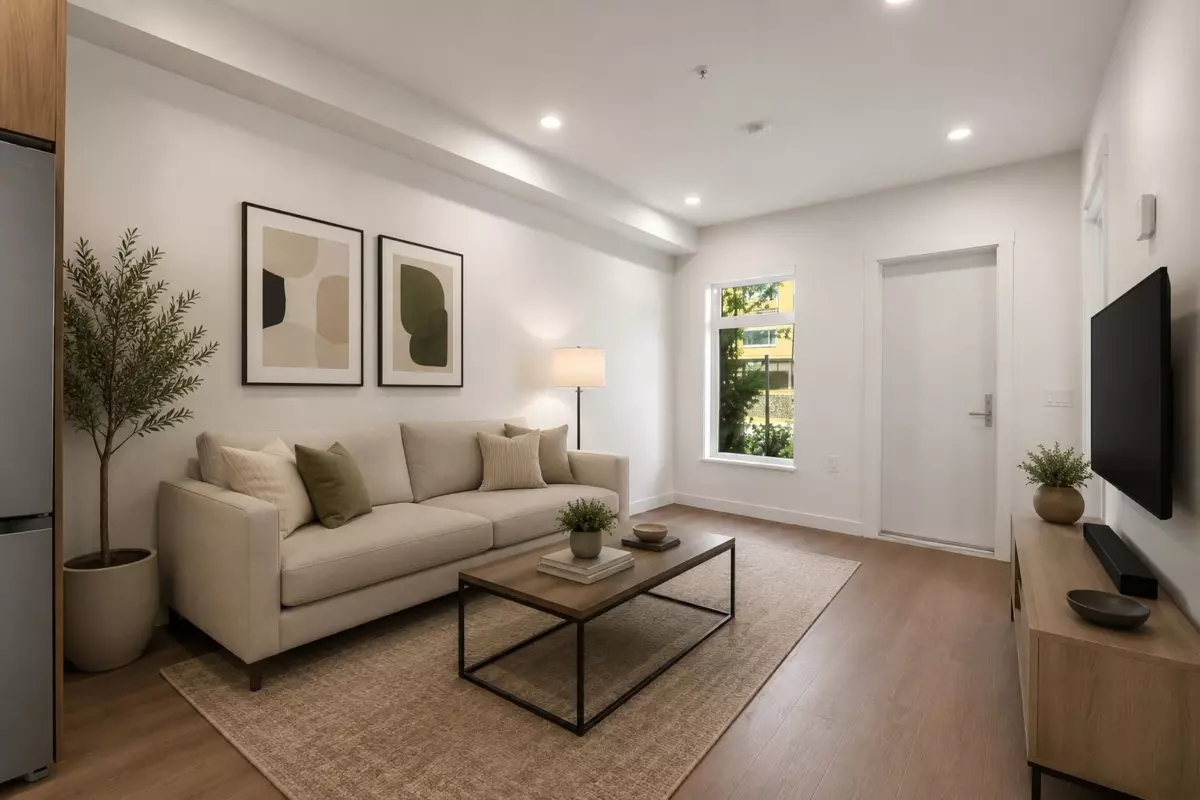 Living Room Photo of 118 82 First Street, New Westminster, BC