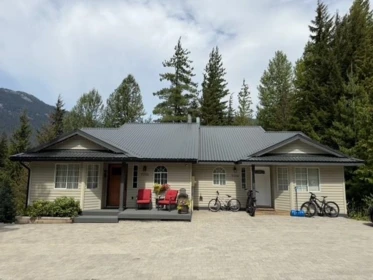 6266 Eagle Drive, Whistler, BC, Whistler — Half Duplex for sale