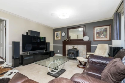 Entry Foyer Photo of 1378 160a Street, Surrey, BC