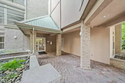 Garden / Landscaping Photo of 506 301 Maude Road, Port Moody, BC