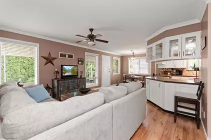 Basement Recreation Room Photo of 1636 Agassiz-Rosedale No 9 Highway, Agassiz, BC
