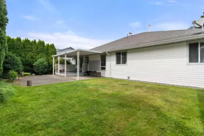 Swimming Pool Photo of 1636 Agassiz-Rosedale No 9 Highway, Agassiz, BC