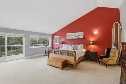 Breakfast Nook Photo of 12891 Southridge Drive, Surrey, BC