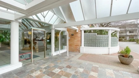 Garden / Landscaping Photo of 1603 6631 Minoru Boulevard, Richmond, BC