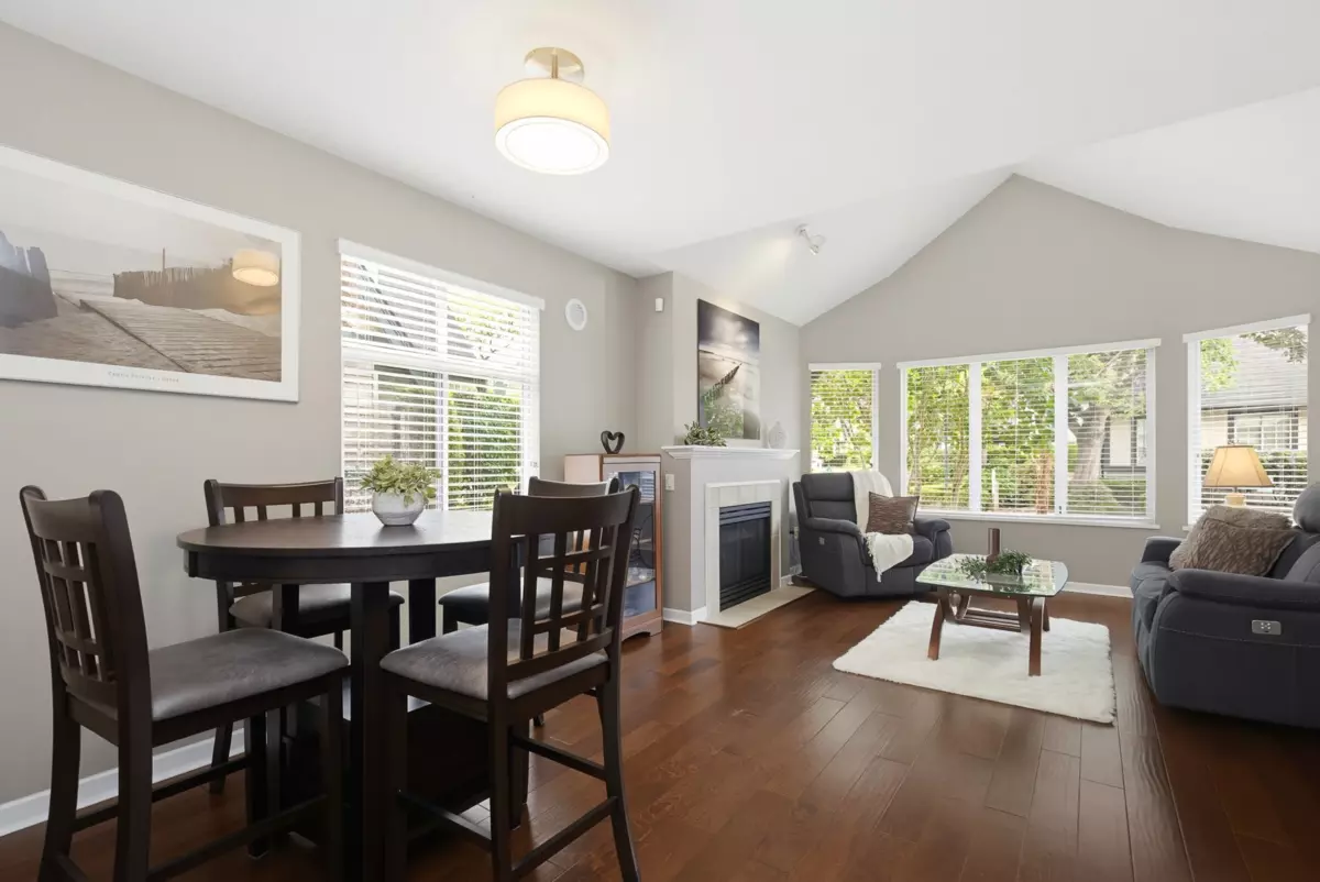 Dining Area Photo of 5 18883 65th Avenue, Surrey, BC