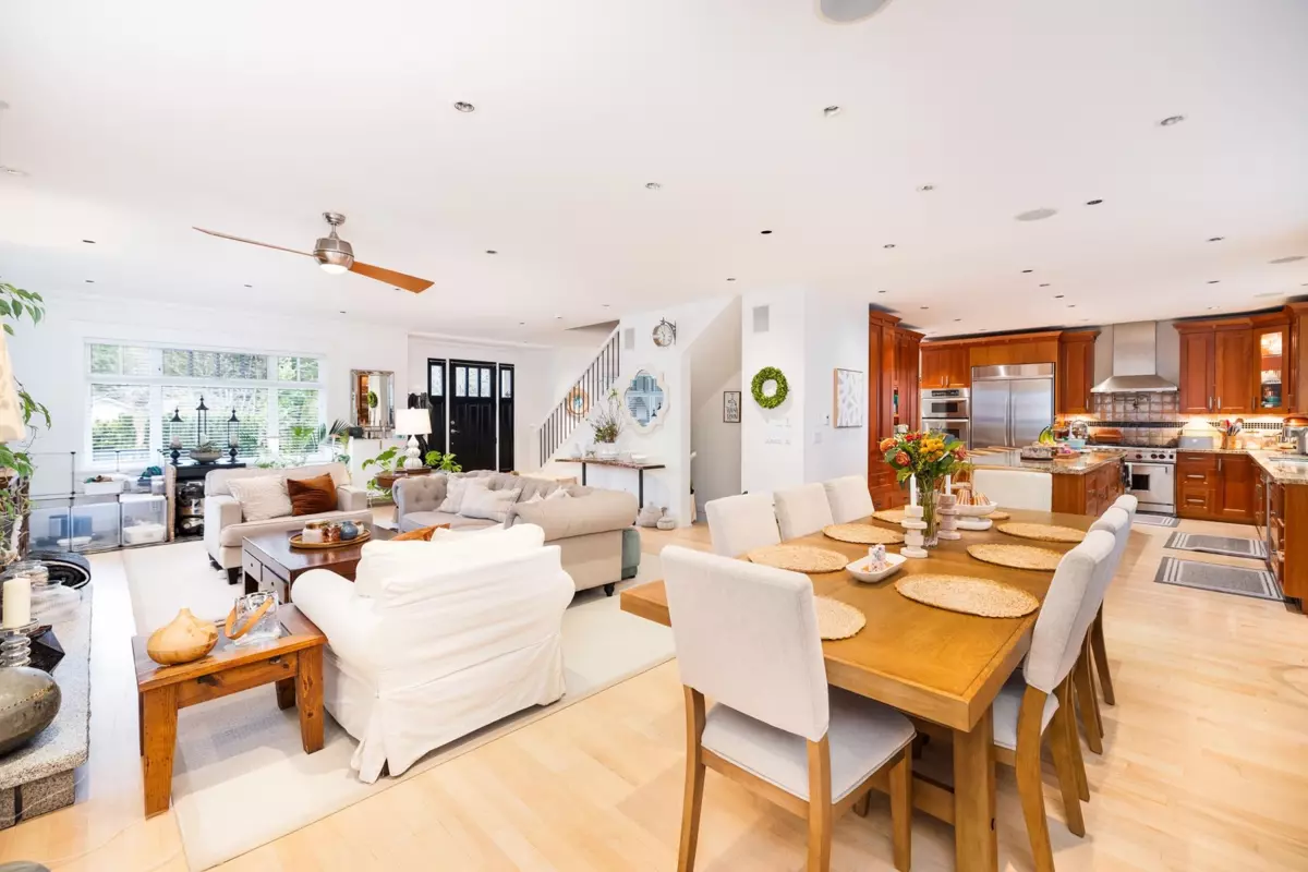Family Room Photo of 1232 Harris Avenue, North Vancouver, BC