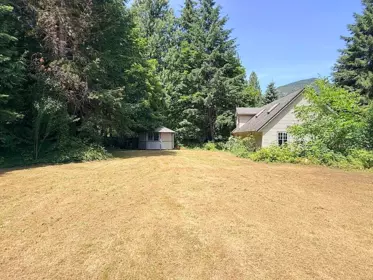 Garden / Landscaping Photo of 2625 East Road, Anmore, BC