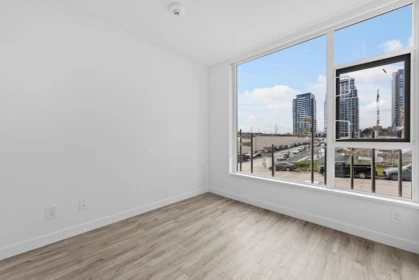 TH02 2288 Alpha Avenue, Burnaby, BC, Burnaby — Townhouse for sale