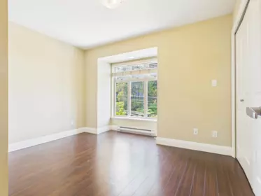 Powder Room Photo of 211 5588 Patterson Avenue, Burnaby, BC