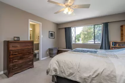 Hallway Photo of 3351 Bowen Drive, Richmond, BC
