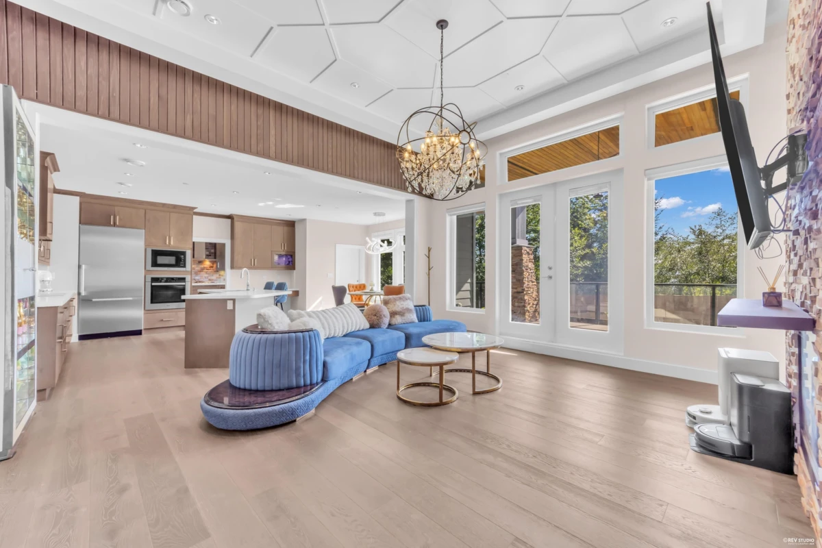 Family Room Photo of 1360 Ottaburn Road, West Vancouver, BC
