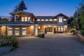 1360 Ottaburn Road, West Vancouver, BC