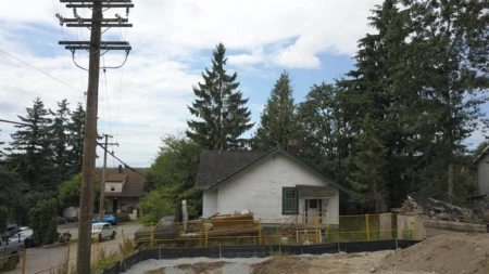 413 Eleventh Street, New Westminster, BC, New Westminster — Single Family Residence for sale