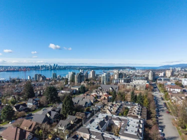 1127 St. Andrews Avenue, North Vancouver, BC, North Vancouver — Townhouse for sale