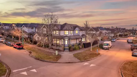 Front Yard Photo of 6602 193a Street, Surrey, BC