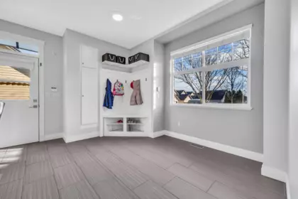 Walk-In Closet Photo of 6602 193a Street, Surrey, BC