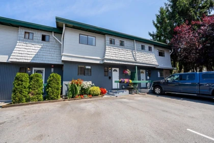 69 10806 152 Street, Surrey, BC, Surrey — Townhouse for sale