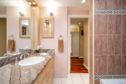 Office / Den Photo of 304 1233 Beach Avenue, Vancouver, BC