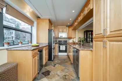 Primary Bathroom Photo of 304 1233 Beach Avenue, Vancouver, BC
