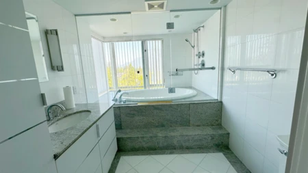 Kitchen Island Photo of 10 2575 Tolmie Street, Vancouver, BC