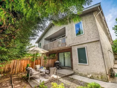 310 E 16th Avenue, Vancouver, BC, Vancouver — Half Duplex for sale