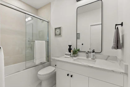 Hot Tub / Spa Photo of 5 16358 90 Avenue, Surrey, BC