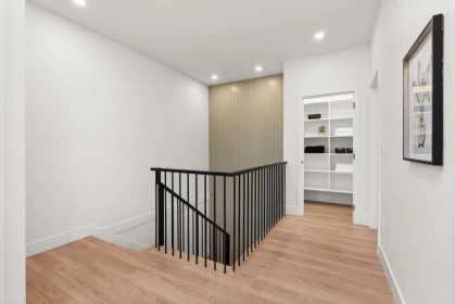 Mudroom Photo of 5 16358 90 Avenue, Surrey, BC