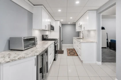 Basement Recreation Room Photo of 14115 110 Avenue, Surrey, BC