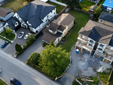 Hot Tub / Spa Photo of 14115 110 Avenue, Surrey, BC