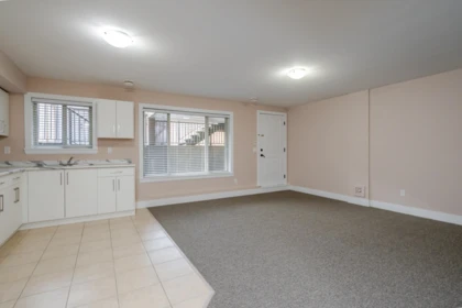 19586 72a Avenue, Surrey, BC, Surrey — Half Duplex for sale