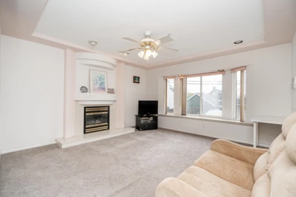 726 E 56th Avenue, Vancouver, BC, Vancouver — Single Family Residence for sale