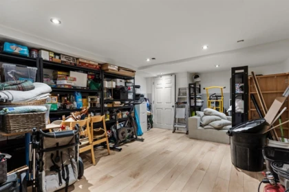 Garage Interior Photo of 4 33293 E Bourquin Crescent, Abbotsford, BC