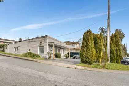 Living Room Photo of 2141 Marine Way, New Westminster, BC