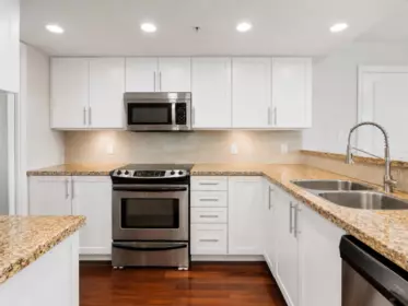 Dining Area Photo of 1403 288 Ungless Way, Port Moody, BC