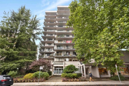 Office / Den Photo of 303 150 E 15th Street, North Vancouver, BC