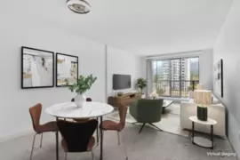 303 150 E 15th Street, North Vancouver, BC