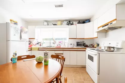 Kitchen Photo of 730 Cumberland Street, New Westminster, BC