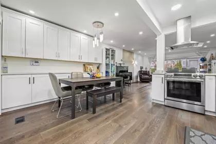 Kitchen Island Photo of 778 E 52nd Avenue, Vancouver, BC