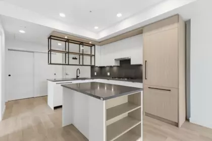 202 2268 E Broadway, Vancouver, BC, Vancouver — Apartment/Condo for sale
