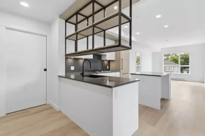 202 2268 E Broadway, Vancouver, BC, Vancouver — Apartment/Condo for sale