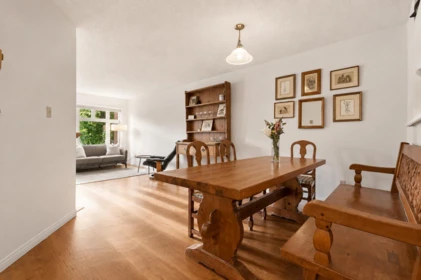 Kitchen Photo of 307 2800 Chesterfield Avenue, North Vancouver, BC