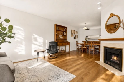 307 2800 Chesterfield Avenue, North Vancouver, BC, North Vancouver — Apartment/Condo for sale