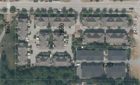 Hot Tub / Spa Photo of 32 19560 68 Avenue, Surrey, BC