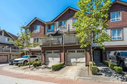 32 19560 68 Avenue, Surrey, BC, Surrey — Townhouse for sale