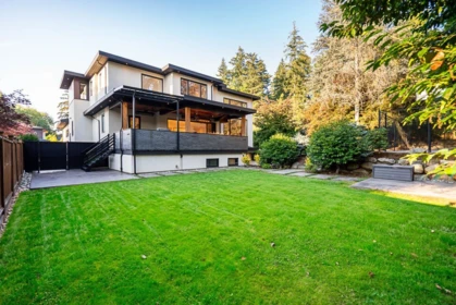 Backyard Photo of 14388 31a Avenue, Surrey, BC