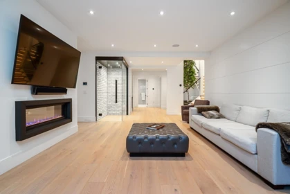 Entry Foyer Photo of 14388 31a Avenue, Surrey, BC
