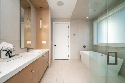 Mudroom Photo of 14388 31a Avenue, Surrey, BC
