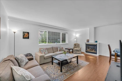 1 1420 Chesterfield Avenue, North Vancouver, BC, North Vancouver — Apartment/Condo for sale