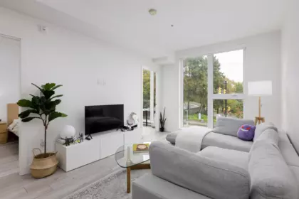 204 979 E 19th Avenue, Vancouver, BC, Vancouver — Apartment/Condo for sale