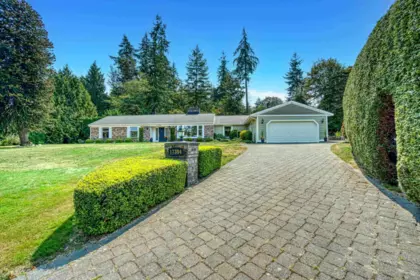17394 28a Avenue, Surrey, BC, Surrey — Single Family Residence for sale